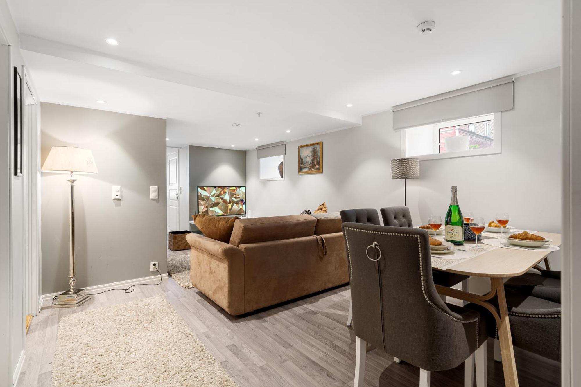 Solsiden Modern Stay: King Beds, Private Entry تروندهايم المظهر الخارجي الصورة